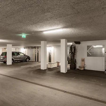 Aparthotel Ursprung 4*
