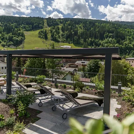 Ursprung Aparthotel 4*