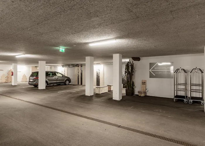 Apartahotel Ursprung 4*